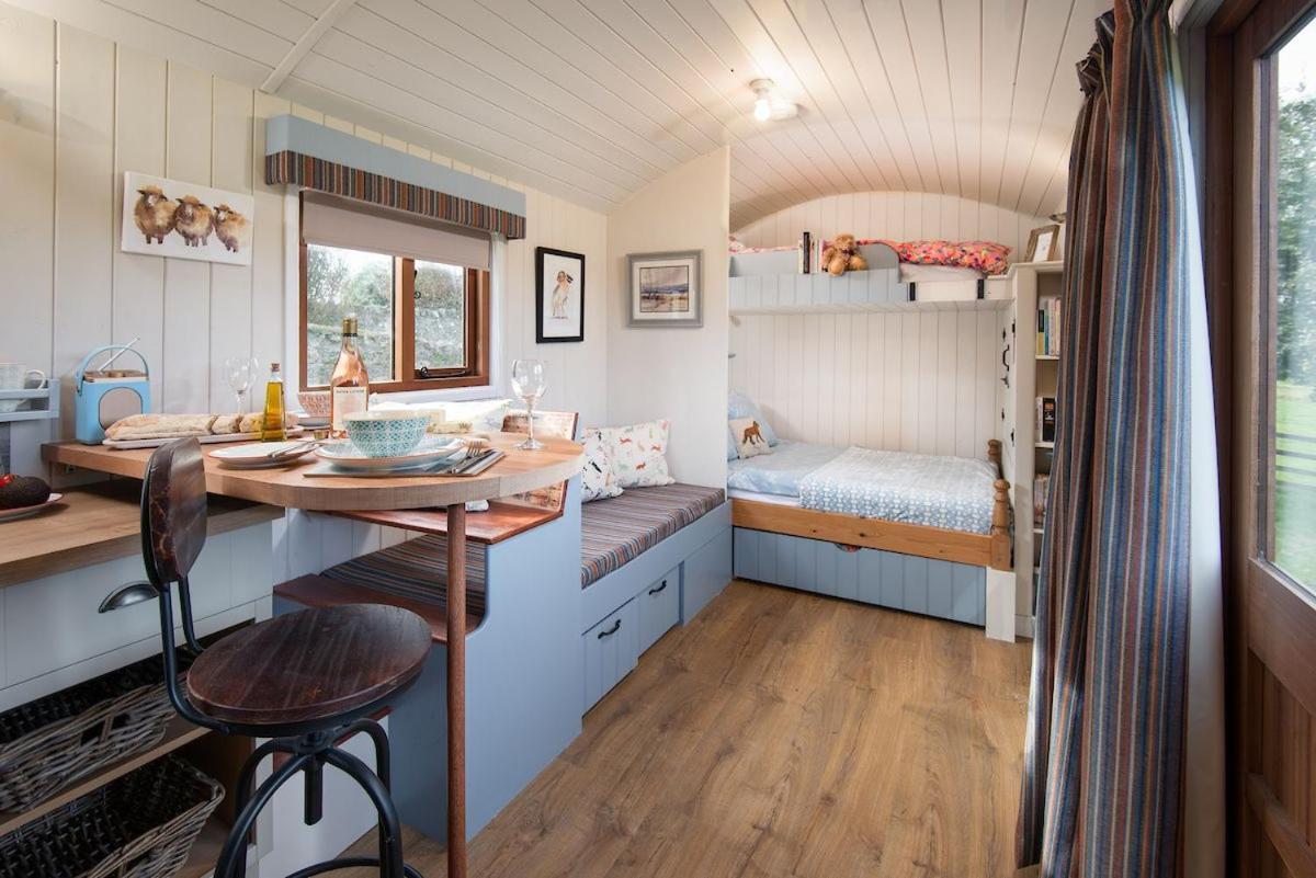 Cow Parsley Shepherd'S Hut Berwick Upon Tweed Kültér fotó